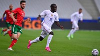 Kante dikenal sebagai salah satu gelandang terbaik di dunia. Sayangnya cedera yang menimpanya membuat penampilan Kante meredup. (Getty Images/Aurelien Meunier)