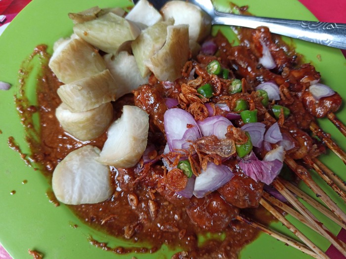 5 Warung Sate Ayam Madura di Jakarta untuk Santap Siang