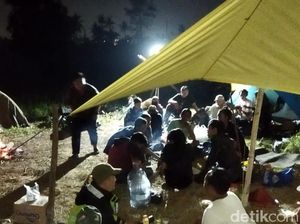 Minta Pemda Gerak, Aktivis Nenda di Danau Sampah Bekas Tambang Cilegon
