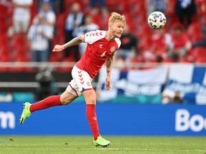 Kjaer Enggan Disebut sebagai Pahlawan Christian Eriksen