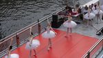 Tarian Balet Swan Lake Untuk Hibur Turis di Berlin