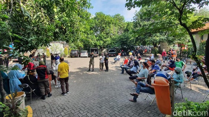 tes swab massal di surabaya