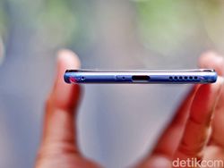 Unboxing Mi 11 Lite, HP Tipis Harga Rp 3 Jutaan
