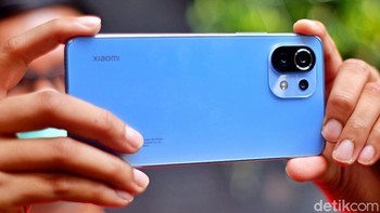 Kamera utama 64 MP yang tersusun dalam sistem triple camera. Foto: Adi Fida Rahman/detikINET