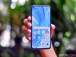 Unboxing Mi 11 Lite, HP Tipis Harga Rp 3 Jutaan