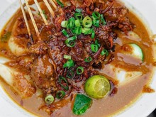 Emang Ada Sate Berkuah? Ada, Sate Kuah Pontianak Namanya