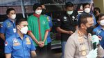 Anji Berbaju Tahanan Usai Diciduk Kasus Narkoba