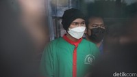 Anji saat dirilis oleh Polres Jakarta Barat, Rabu (16/6/2021). Foto: Palevi/detikhot