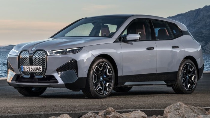 SUV listrik BMW iX