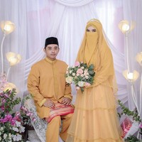 Soal video yang viral tersebut alhamdulillah saya senang sekali karena dengan video viralnya saya itu, bisa mengajarkan bahwa kita sesama agama harus saling toleransi. Jangan mempecah belahkan gitu, saling mendukung dan mendoakan juga yang terbaik, ungkap Cristin kepada Wolipop Senin (14/6/2021). Foto: Dok. Instagram @christin_natalia.ip.