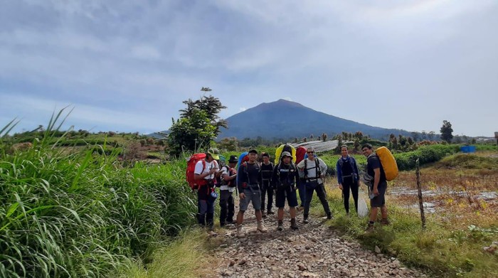 Pendakian Gunung Kerinci di Jambi