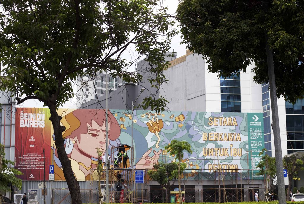 Kolaborasi Converse dan Tiga Perempuan Muda Indonesia dalam Mural Kesetaraan Gender