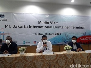 JICT Bantah Sopir Truk soal Bongkar-Muat Lambat Usai Pungli Disikat