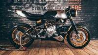 Desain mesin 2 tak Langen Motorcycle mengubah dengan fitur poros yang diputar berlawanan untuk menambah performa, selain itu sistem injeksi langsung juga diterapkan.Foto: Doc. Langen Motorcycle