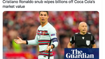 Media-media ramai memberitakan turunnya saham Coca Cola setelah Ronaldo menyingkirkan botolnya. Foto: Twitter