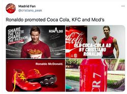 Meme Kocak Ronaldo Singkirkan Botol Coca Cola