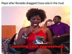 Meme Kocak Ronaldo Singkirkan Botol Coca Cola