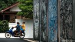 Mural Motif Batik Percantik Jalan Mayang Kota Tangerang