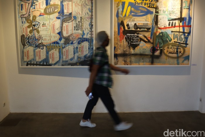 Pameran lukisan Tumpang Tindih karya Donni Afrianto