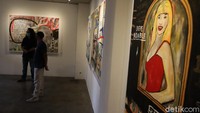 Pameran ini menggambarkan penuangan berbagai ekspresi personal dirinya selama vakum di dunia seni rupa. (Wisma Putera/detikcom)