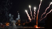 Kota New York kini telah berhasil mengambil kembali mahkotanya. Dengan 107 konglomerat yang tinggal di kota ini, New York menjadi kota paling banyak ditinggali oleh konglomerat daripada kota lain mana pun di planet ini. (AP Photo/Craig Ruttle)