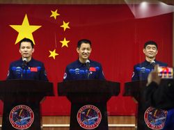 Potret Para Astronot China yang Bakal Meluncur ke Ruang Angkasa