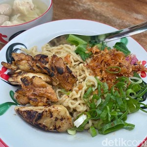 7 Bakmi Ayam Halal Paling Nikmat untuk Berbuka Puasa