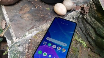 Kali ini detikINET berkesempatan menjajal Realme 8 5G dengan RAM 8 GB dan ROM 128 GB. HP realme 8 5G punya layar yang luas dengan 6,5 inch IPS LCD. Rasio screen-to-body mencapai 83,9%. Realme 8 5G memakai 90Hz Ultra Smooth Display. Foto: detikINET/Aisyah