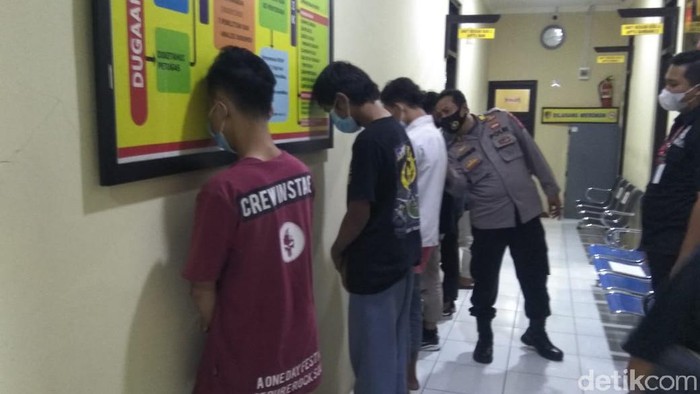 9 pelajar di Cirebon diamankan polisi gegara tawuran