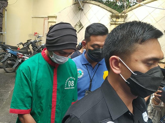 Anji dibawa ke BNN untuk asesmen terkait narkoba, Kamis (17/6/2021).