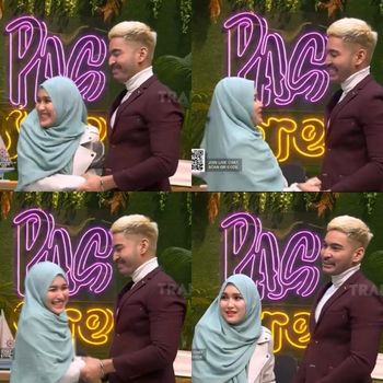 Foto Ayu Ting Ting berhijab.