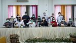 Suasana Saat Bupati Aceh Besar Tegur Utusan Kemenkes Tak Berjilbab