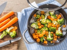 5 Tips Memasak Sayuran agar Vitamin dan Mineralnya Tidak Banyak Hilang