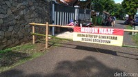 Saat ini total warga yang sudah menjalani swab sebanyak 51 orang. Kebijakan lockdown akan dilakukan sampai keadaan membaik dan seluruh hasil swab diketahui.
