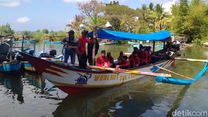 Berbagai upaya dilakukan Pemkab Banyuwangi untuk menjaga ekosistem sungai. Salah satunya menggelar Festival Susur Sungai, yang digelar rutin setiap bulan secara bergantian.
