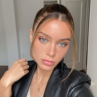 Aku dengan jujur mengatakan kepada orang-orang, jika aku bisa kembali, aku akan menyerahkan segalanya untuk mendapatkan kembali martabat dan kehormatanku, ucapnya. Foto: dok. Instagram/@lanarhoades