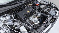 Tipe terendah Honda Civic LX dibekali mesin empat silinder 2.000 cc naturally aspirated. Mesin yang dikawinkan dengan transmisi CVT itu memiliki tenaga maksimal hingga 158 daya kuda. Jika ingin yang lebih bertenaga, ada trim EX dengan harga US$ 25.695 (Rp 369 juta). Civic tipe EX dibekali mesin 1.500 cc turbo empat silinder bertenaga 180 daya kuda dengan transmisi CVT. Honda mengklaim penggunaan CVT mengalami peningkatan respons yang lebih baik. Foto: Dok. Honda