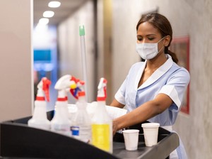 Viral Wanita Resign Kerja Kantoran Jadi Tukang Bersih-bersih, Bisa Beli 2 Rumah
