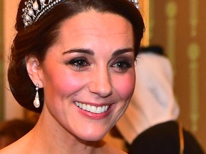 9 Momen Anggun Kate Middleton Pakai Tiara Mewah, Aura Ratunya Terpancar