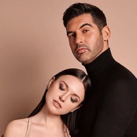 Lagi-lagi musim panas yang krusial. Dan seperti perasaan yang sudah familiar ketika hatiku bersedih karena aku benci mengucapkan selamat tinggal tapi aku juga menantikan karena halaman baru dimulai, tulisnya dalam unggahan terbaru yang juga menampilkannya berbusana renang. Foto: Instagram @katerina__fonseca