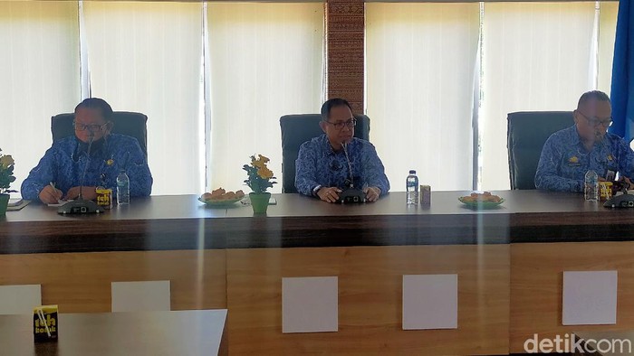 Konferensi pers Disdik Sulsel terkait PPDB (Ibnu Munsir/detikcom).