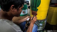 Andika Sukarno menggeluti pekerjaan sejak 1995 silam.