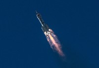 Tiga astronaut China yang akan menjadi awak pertama Stasiun Luar Angkasa Tiangong telah diluncurkan pada Kamis (17/6) pagi waktu setempat.