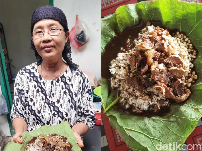 Sedep Poll! Makan Nasi Rawon Pakai Alas Daun Jati Khas Lamongan