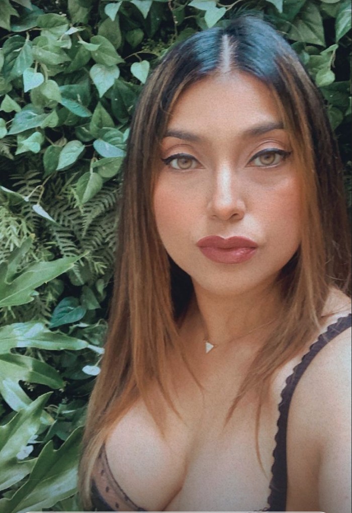 Sarah Azhari Sarah Azhari