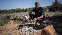 Balon-balon api, yang menurut petugas pemadam kebakaran setempat menyebabkan sekitar 20 kebakaran di Israel selatan, dikirimkan saat lebih dari seribu demonstran ultranasionalis yang membawa bendera Israel menyerbu Kota Tua Yerusalem pada Selasa (15/6) waktu setempat.