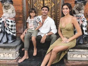 Gemas! El Barak Ungkap Hubungan Jessica Iskandar dengan Vincent Verhaag