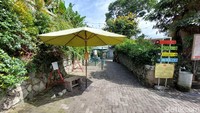 Rika baru mengetahui objek wisata di Lembang ditutup. Rika dan keluarganya berangkat dari Cirebon sekitar pukul 05.00 WIB demi berwisata.