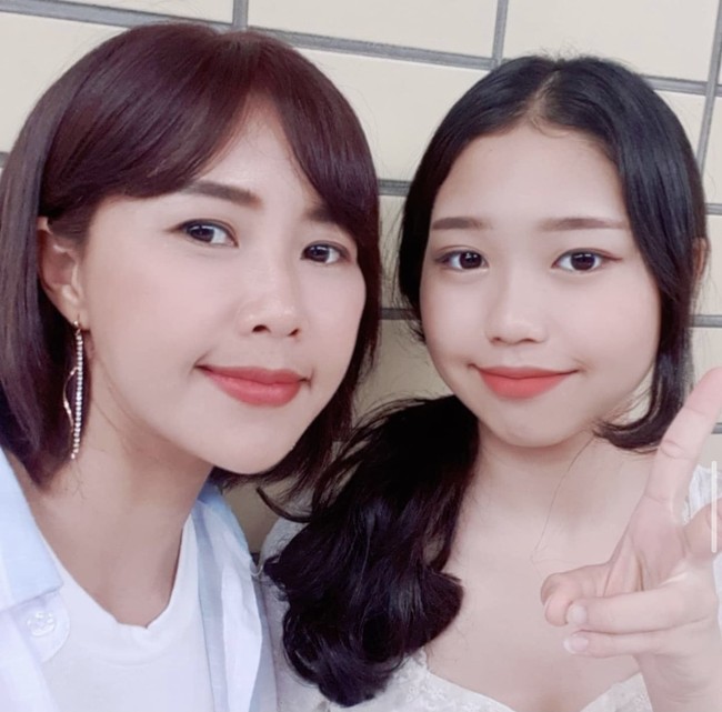 Yannie Kim adalah wanita Indonesia yang menikahi pria asal Korea Selatan, Ko Incheol. Ia telah membintangi sejumlah drama Korea seperti Voice 3, Hospital Ship, dan Dinner Mate. Putrinya pun baru-baru ini tampil di Racket Boys. Foto: dok. Instagram yannie_kim79