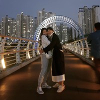 Ini bukan kali pertama Soobin memulai debut akting. Sebelum membintangi Racket Boys, gadis berdarah Indonesia-Korea Selatan ini menjadi cameo drama Korea Designated Survivor: 60 Days dan menjadi bintang iklan semasa kecil. Foto: dok. Instagram yannie_kim79